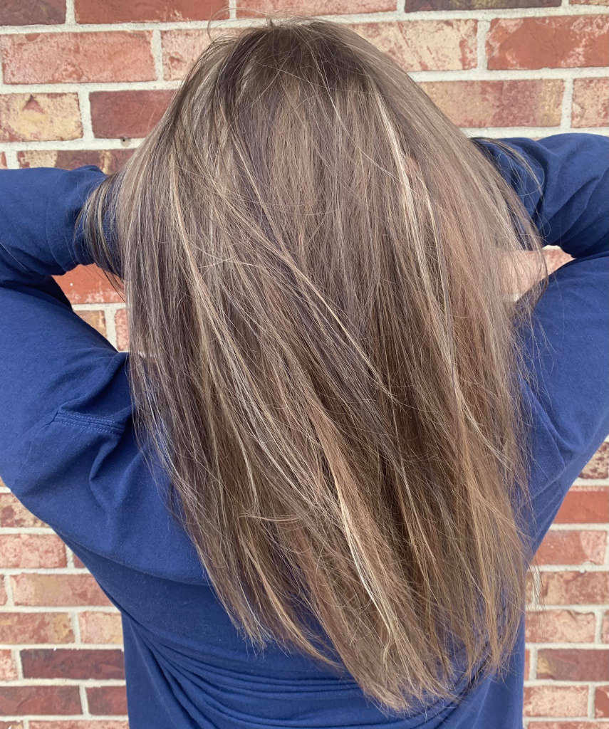Repaired hair color with healthier appearance